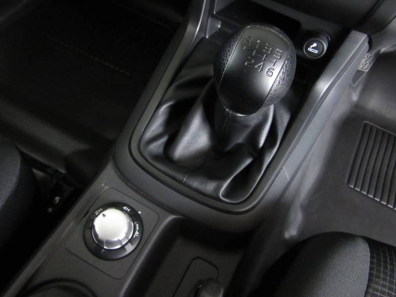 2016 ISUZU D-MAX SX