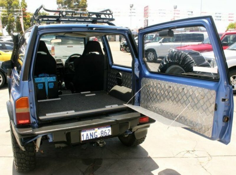1998 SUZUKI VITARA JX (4x4)