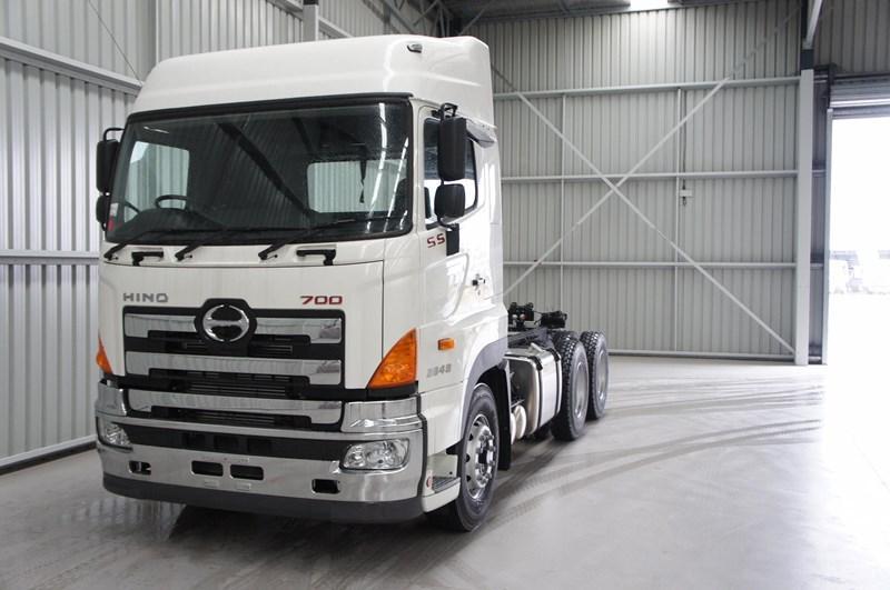 2017 HINO 700 SERIES - SS 2848