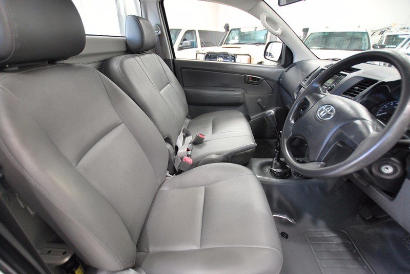2012 TOYOTA HILUX WORKMATE KUN26R