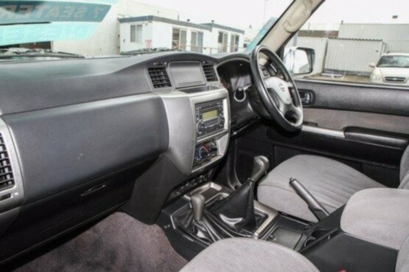 2011 NISSAN PATROL ST (4x4) GU VII