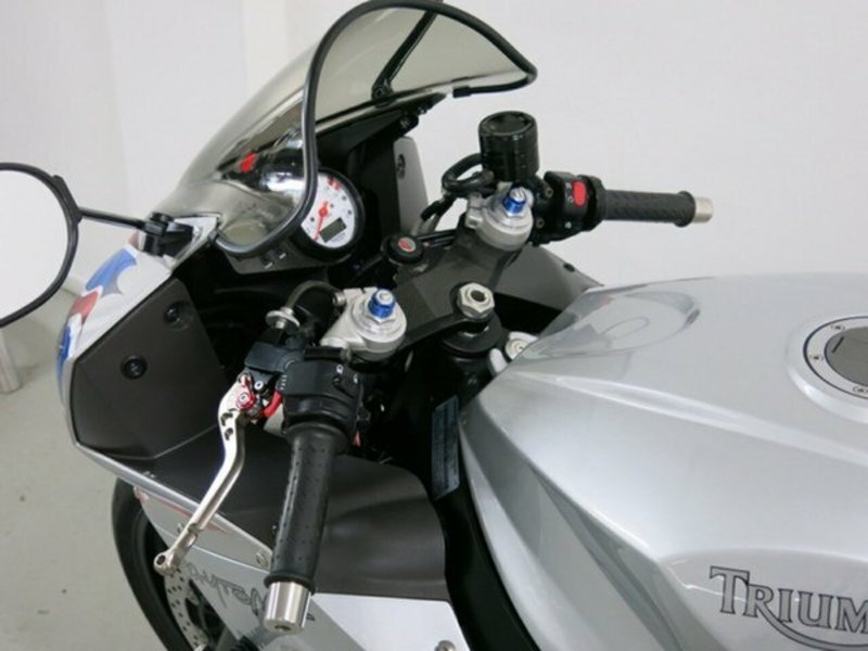2003 TRIUMPH 600CC DAYTONA 600 MY03