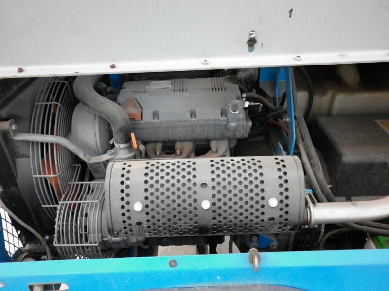 2005 GENIE TML4000N