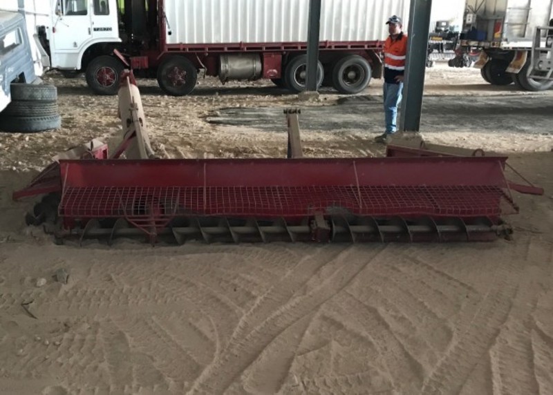 Custom Bunker Sweep Grain Auger