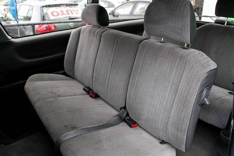 1999 TOYOTA TARAGO GLi TCR10R