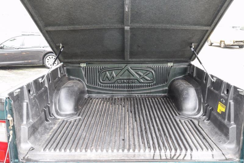 1999 TOYOTA HILUX SR5 LN167R
