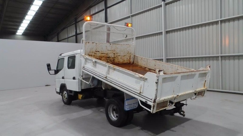 2006 FUSO Canter Canter Truck