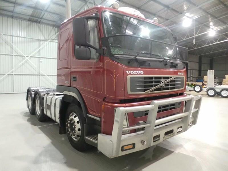 2005 VOLVO FM12