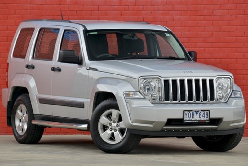 2010 JEEP CHEROKEE SPORT KK