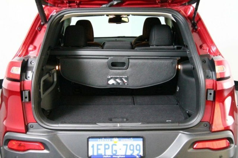 2014 JEEP CHEROKEE Longitude KL MY15