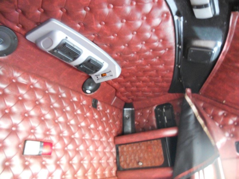 2010 KENWORTH K108 Aerodyne K108 Truck