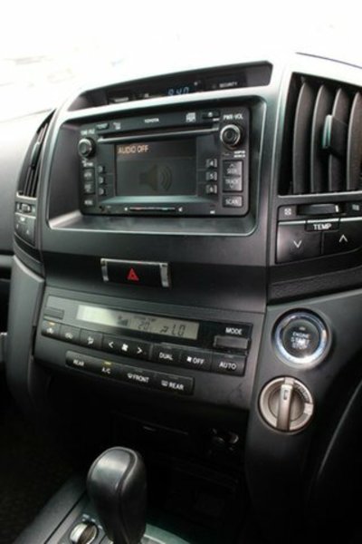 2009 TOYOTA LANDCRUISER GXL (4x4) VDJ200R