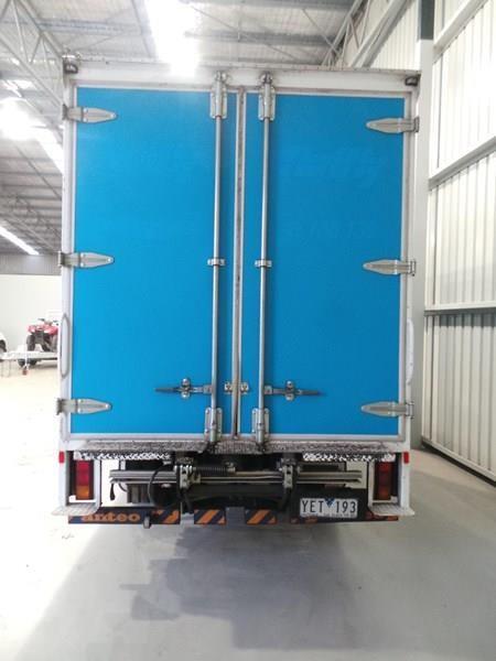 2010 FUSO CANTER PANTECH