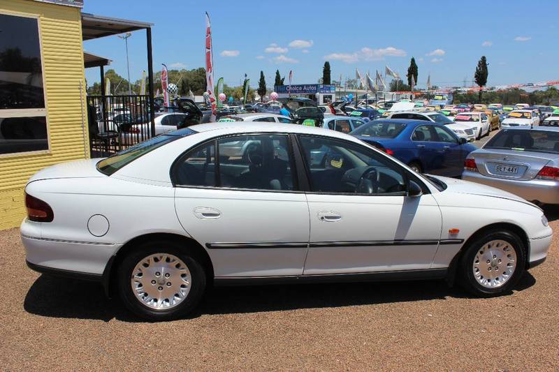 1999 HOLDEN COMMODORE EQUIPE VT