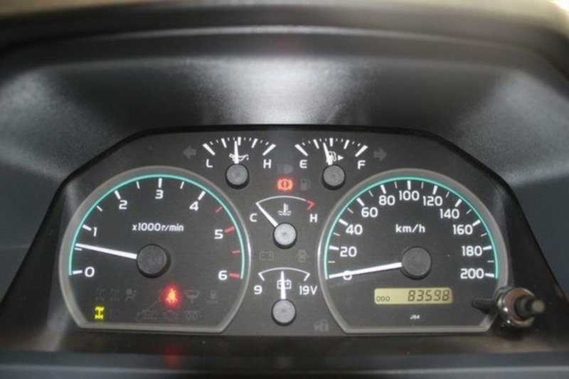 2012 TOYOTA LANDCRUISER WORKMATE (4x4) VDJ76R MY12 UPDATE