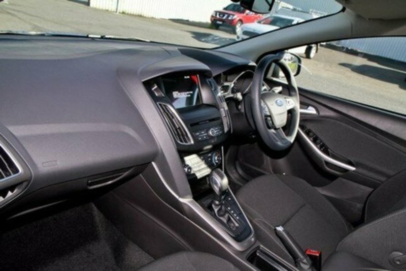 2016 FORD FOCUS Trend LZ
