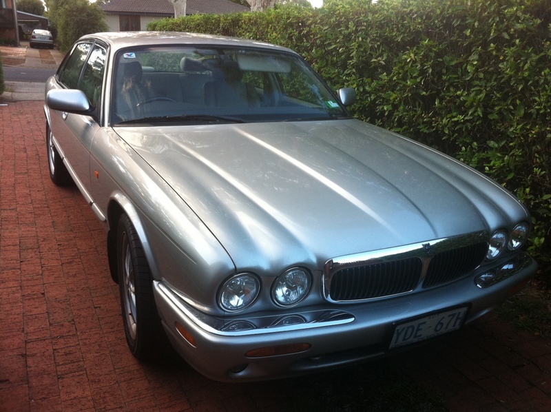 1998 JAGUAR XJ8 3.2 SPORT