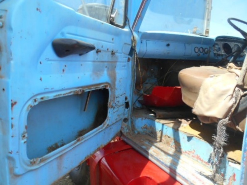 FORD F800 CREW F800 CREW Truck