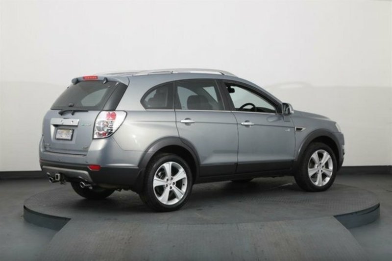 2011 HOLDEN CAPTIVA 7 LX (4x4) CG SERIES II