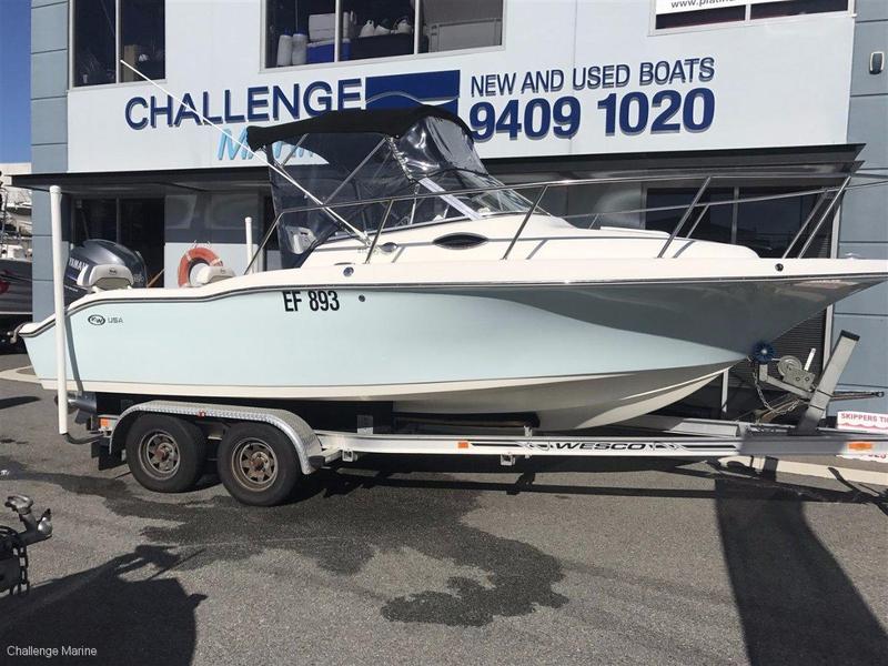 Key West 211 Walkaround 4 Stroke Yamaha