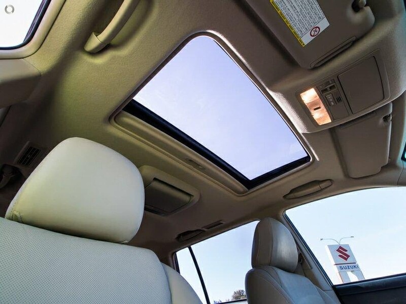 2011 TOYOTA KLUGER GRANDE GSU40R