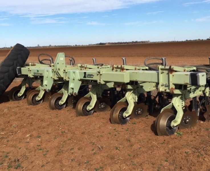Orthman 1TRipR Tillage Equip