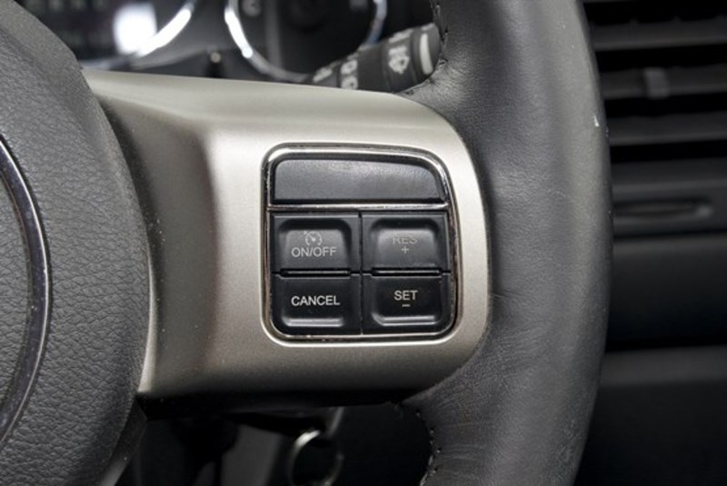 2010 JEEP CHEROKEE SPORT KK