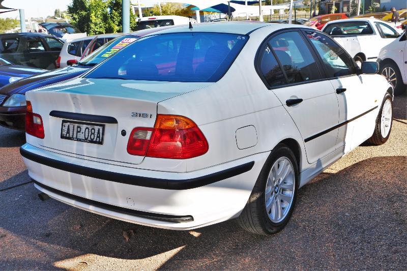 2000 BMW 318I E46