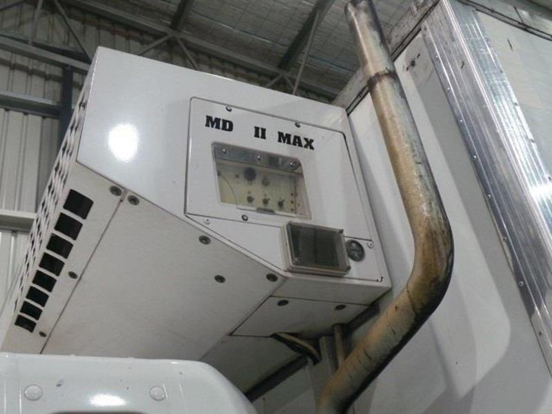 2004 MITSUBISHI FIGHTER FRIDGE TRUCK