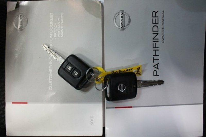 2012 NISSAN PATHFINDER ST (4x4) R51 Series 4