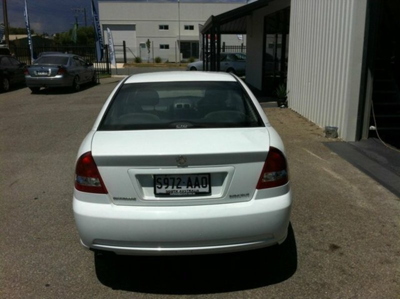 2005 HOLDEN COMMODORE EXE VZ