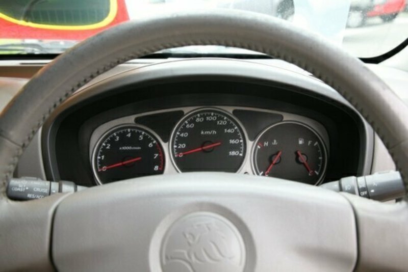 2005 HOLDEN RODEO LT Crew Cab RA MY05