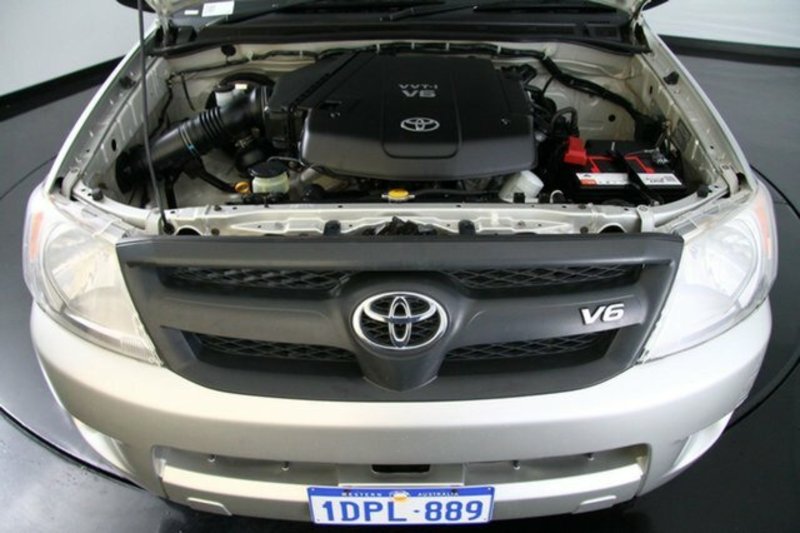 2008 TOYOTA HILUX SR Xtra Cab GGN15R MY09