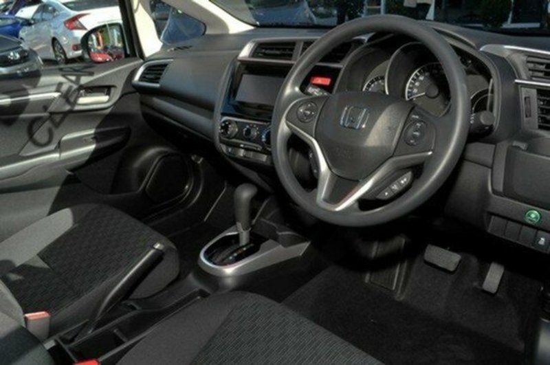 2017 HONDA JAZZ VTi GK MY17