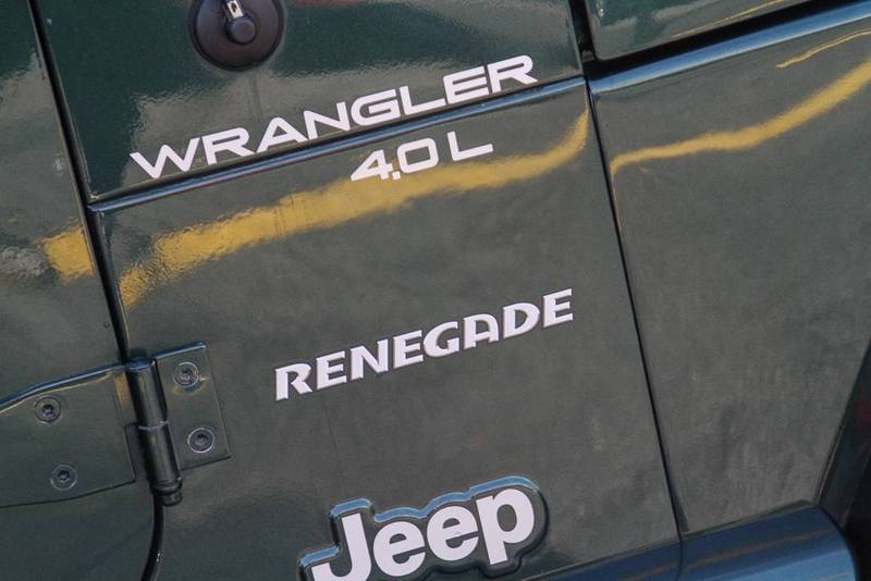 2000 JEEP WRANGLER RENEGADE (4x4) TJ