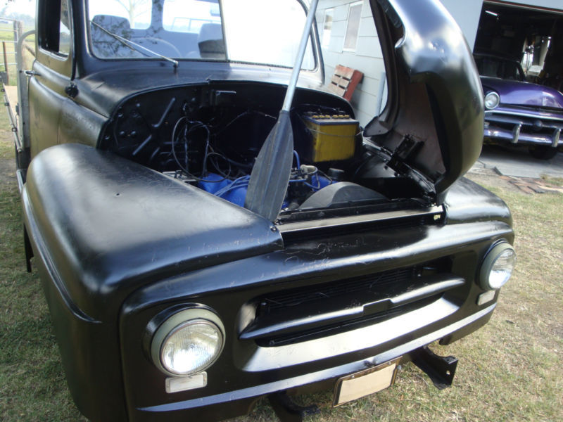 1954 INTERNATIONAL AR110 UTE