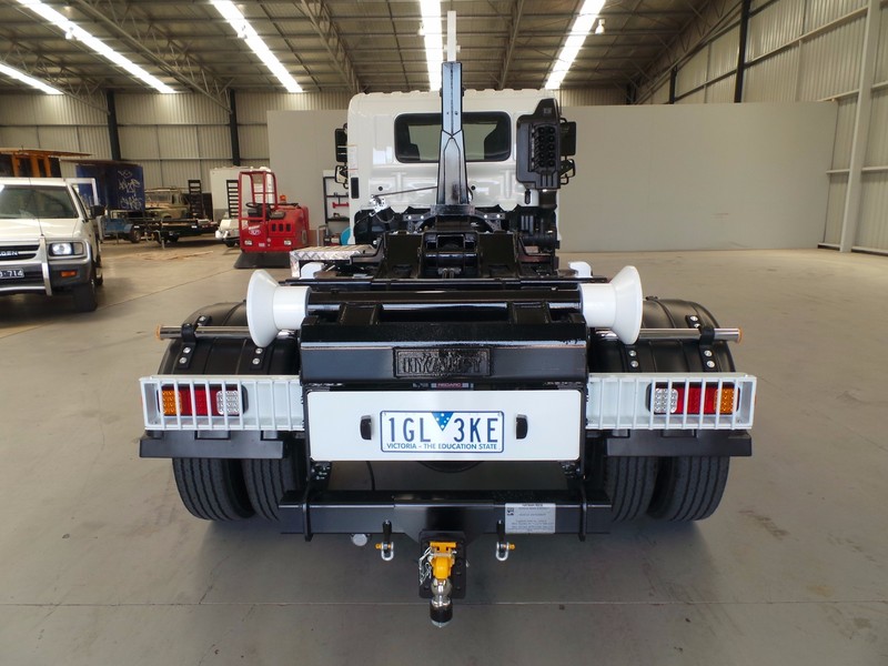 2016 HINO FD 1124-500 Series FD 1124-500 Series Truck