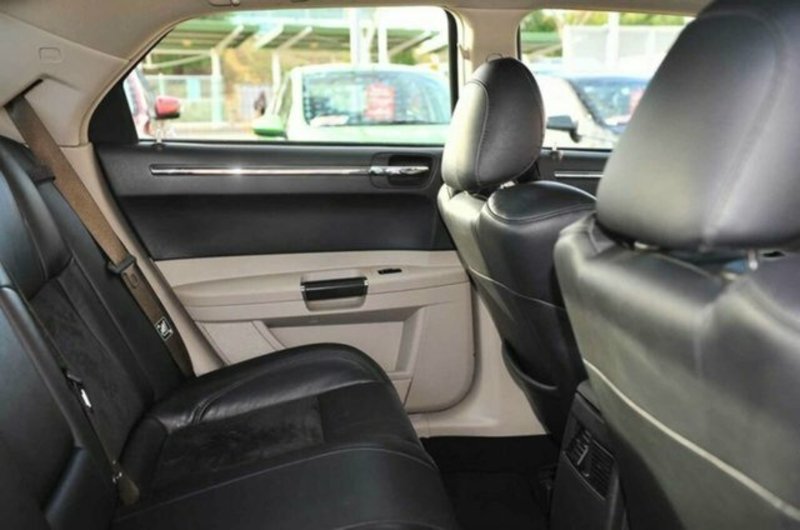 2006 CHRYSLER 300C SRT-8 MY2006