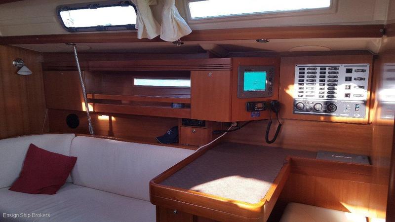 Dufour 40 Performance