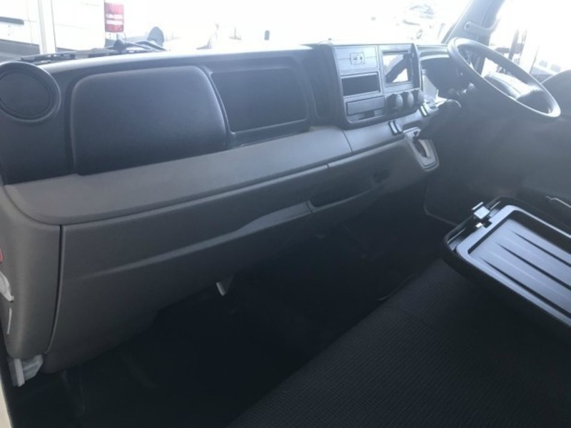 2018 FUSO Canter 515 Wide MWB AMT PANTECH Canter 515 Wide Truck