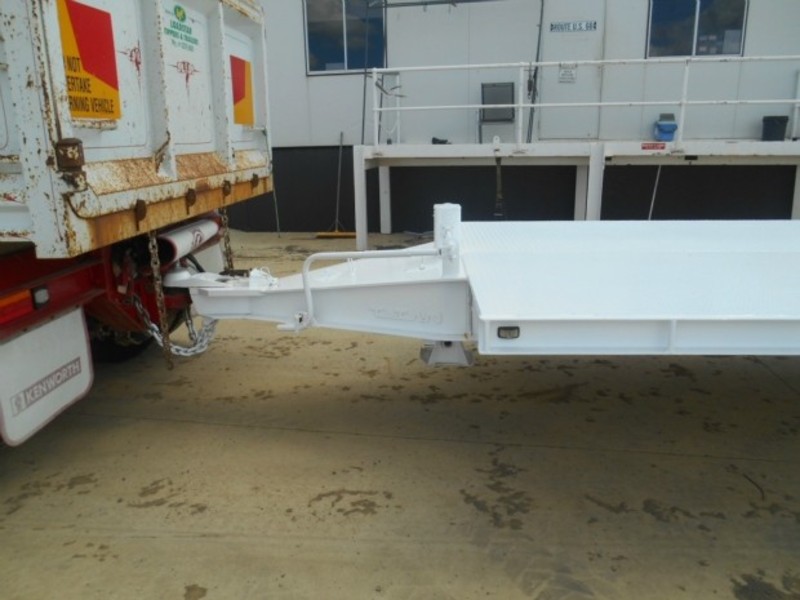 2005 TITAN TagPlant(with ramps) Tag Trailer