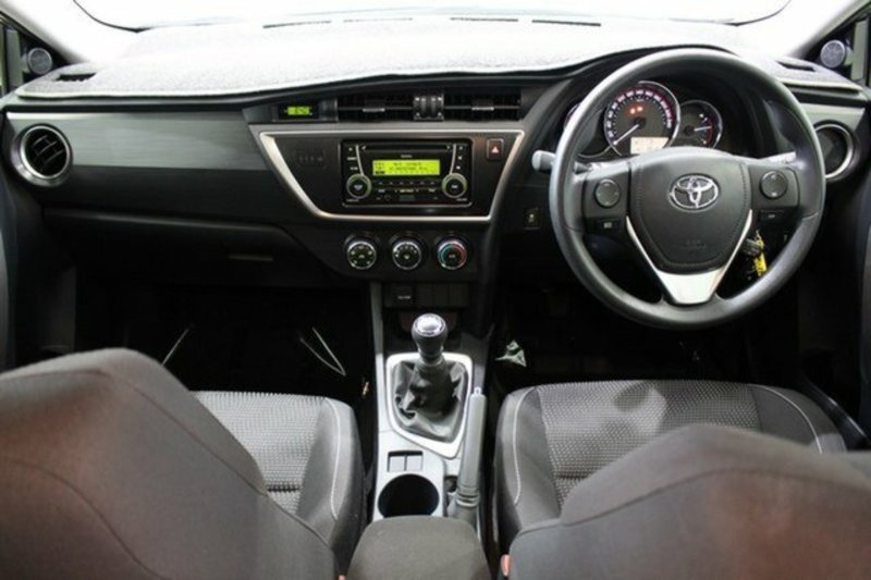 2013 TOYOTA COROLLA ASCENT ZRE182R