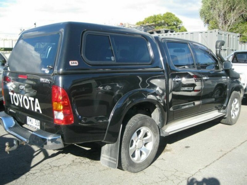 2006 TOYOTA HILUX SR5 (4x4) KUN26R 06 UPGRADE