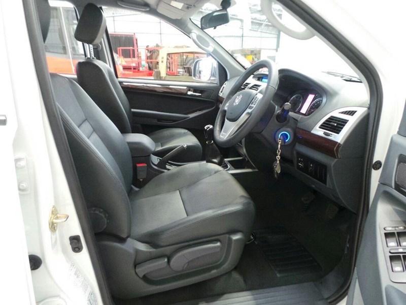 2015 FOTON TUNLAND 2.8 DUAL-CAB 4WD