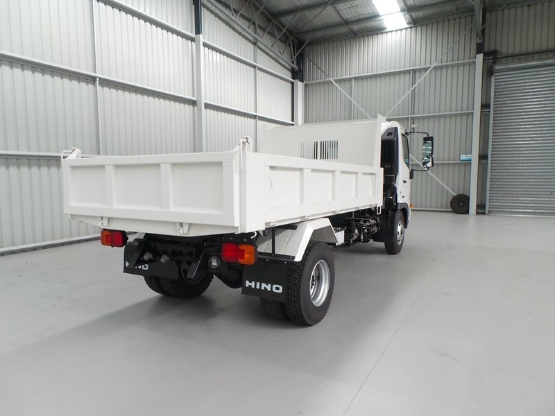 2016 HINO FC 1022-500 Series FC 1022-500 Series Truck