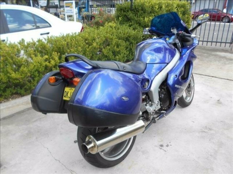 2001 TRIUMPH 955CC T955i (DAYTONA 955i)