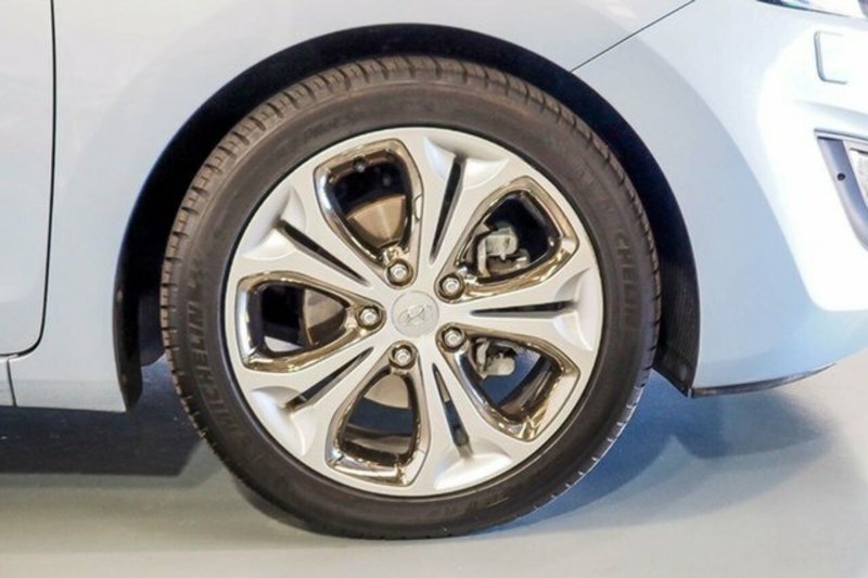 2013 HYUNDAI i30 PREMIUM 1.6 CRDi GD