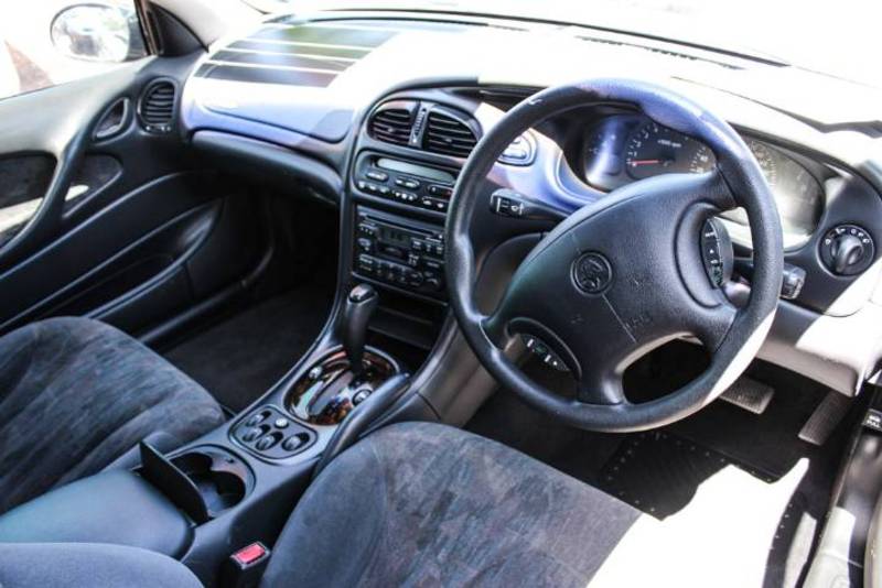 2001 HOLDEN COMMODORE S VX