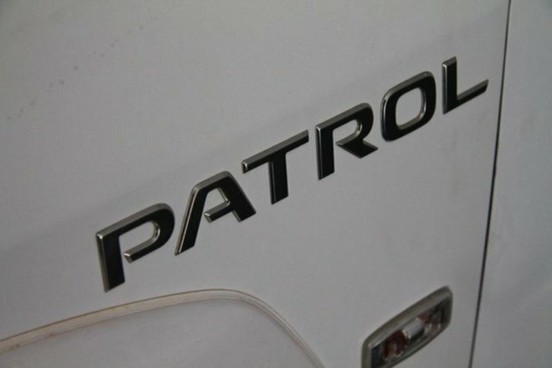 2011 NISSAN PATROL ST (4x4) GU VII
