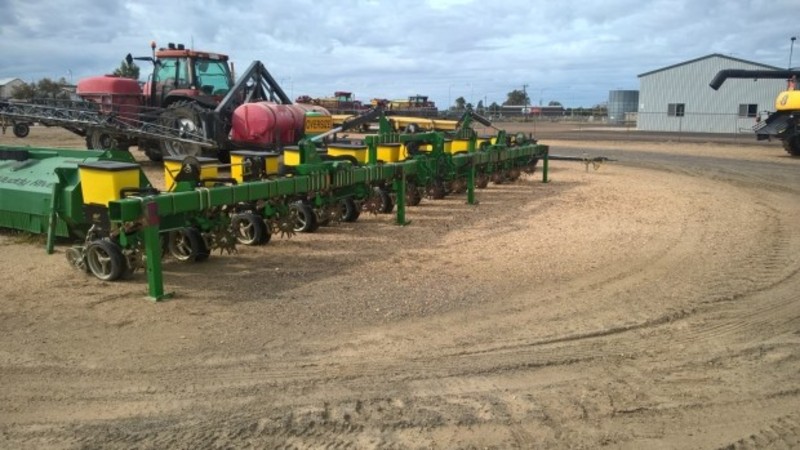 2014 Norseman Techni-Plant Precision Planter Techni-Plant SeedingPlanting Equip
